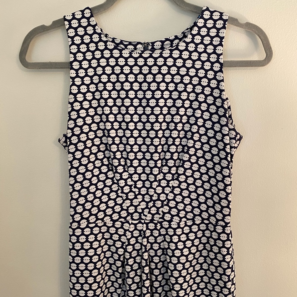 A-line classic cut dress